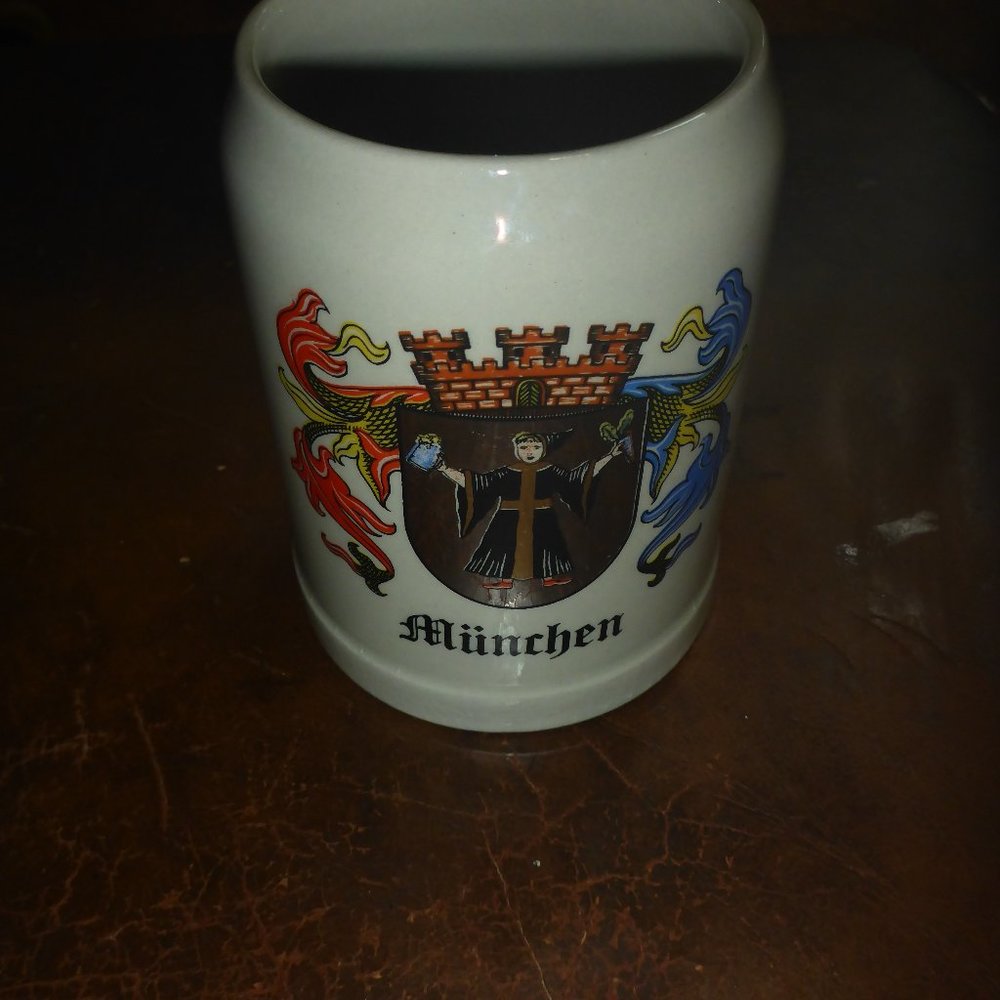 Vintage 0.5L Stoneware German Beer Stein "Munchen"